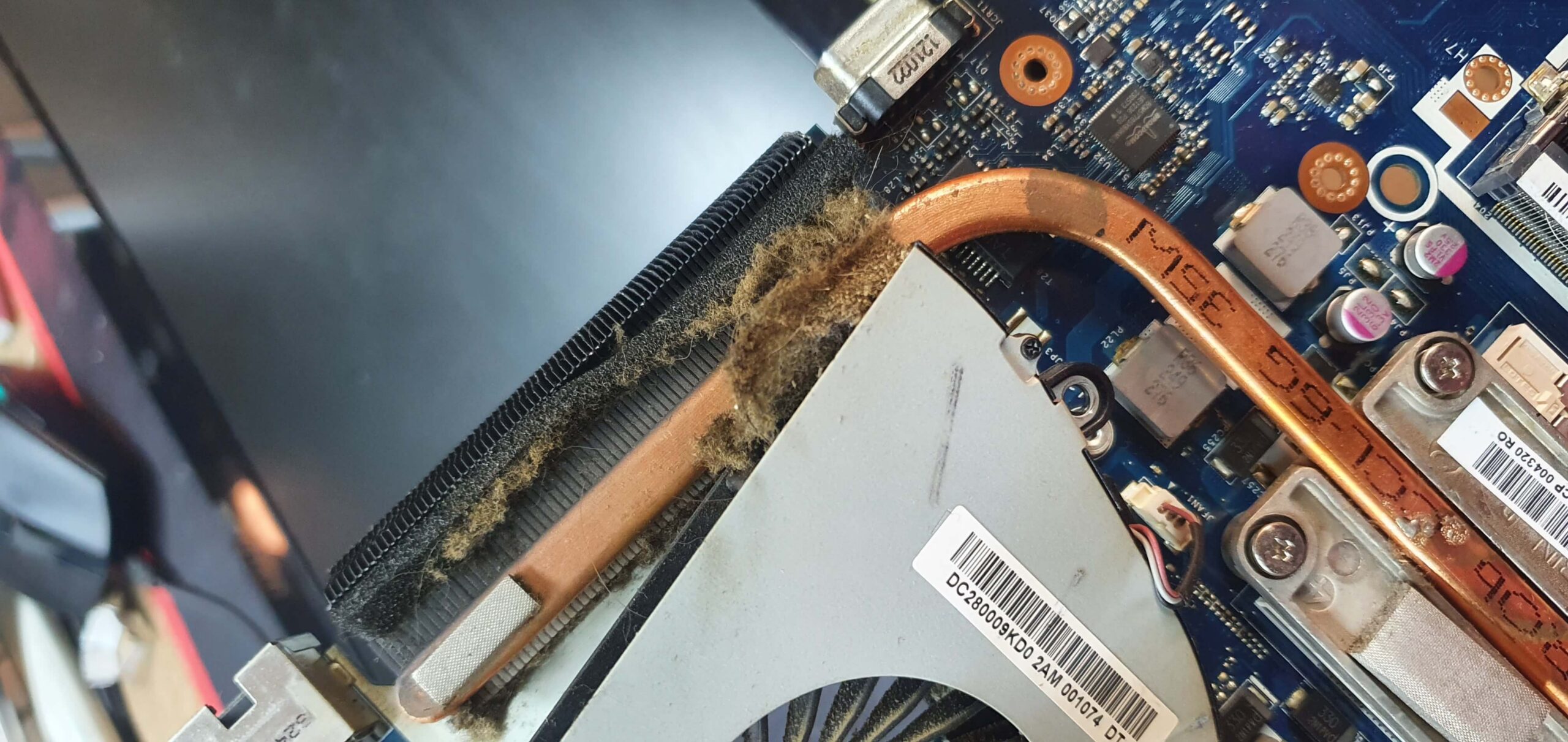 Curățare profesională laptop și PC în Voluntari Ilfov — PlusLaptop.ro