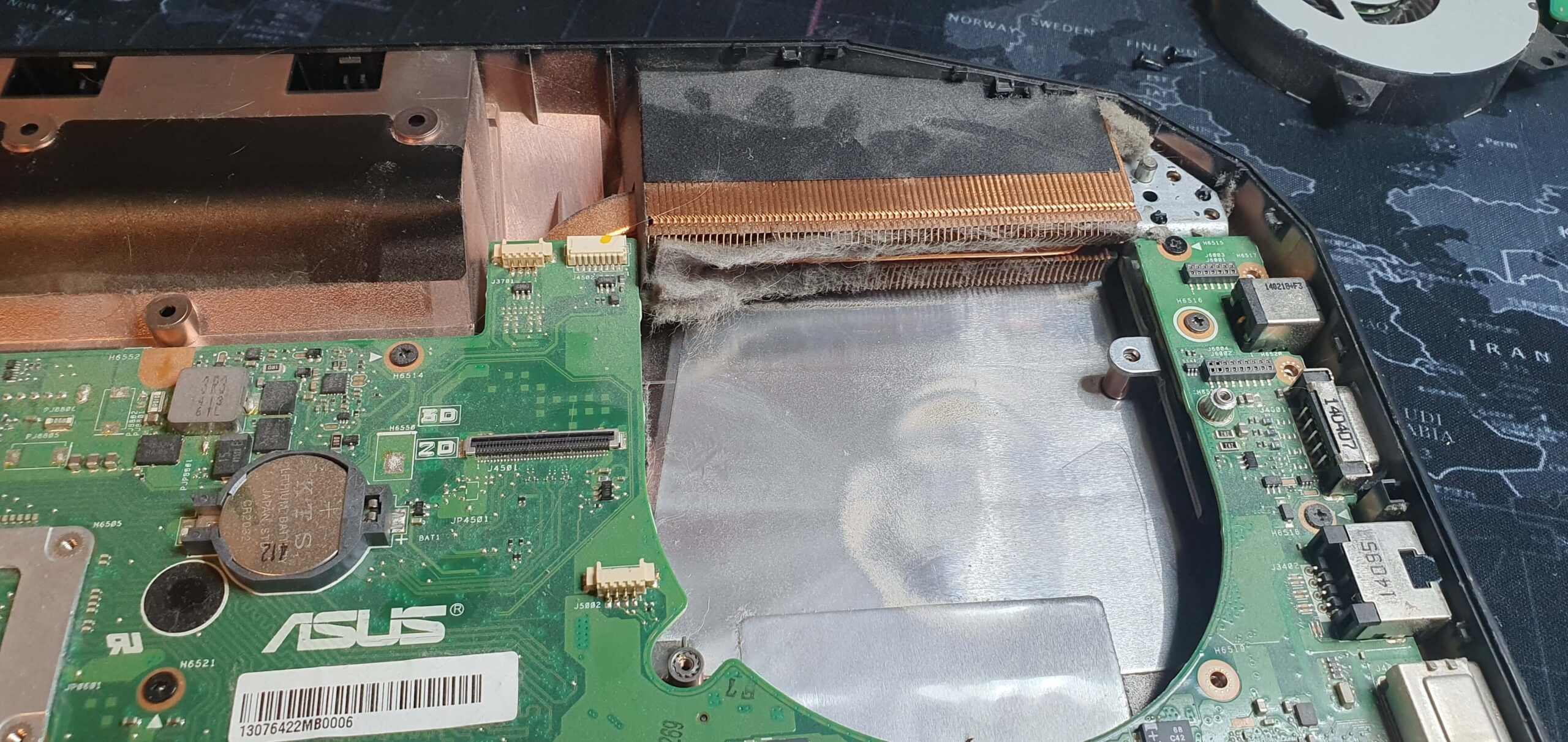 Curățare profesională laptop Lenovo București — PlusLaptop.ro